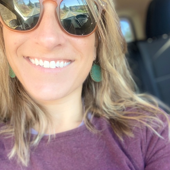 Meet your Posher, Mandy - Picture 1 of 1